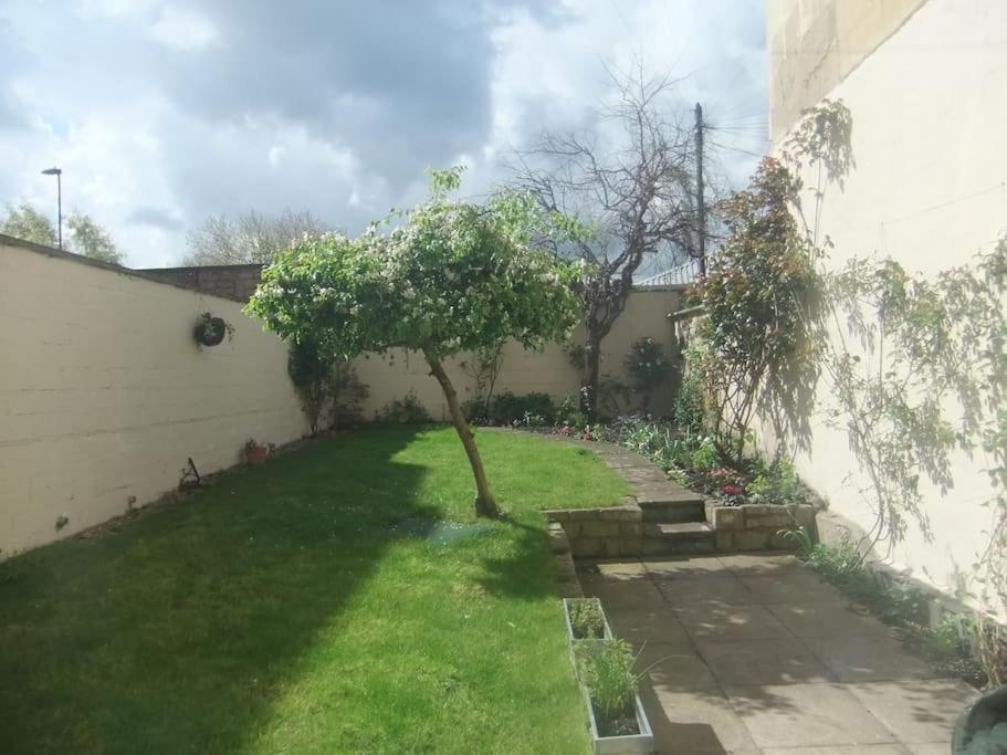 Garden Maisonette In Bath City Centre Exterior foto